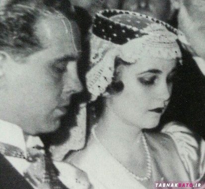 باربارا هوتون در جشن عروسی ازدواج اولش با گردنبند ماری آنتوانت به چشم میخورد