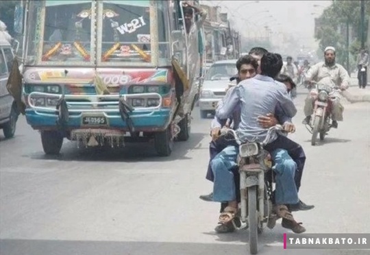 نمایی از انواع وسایل نقلیه در خیابان های پاکستان