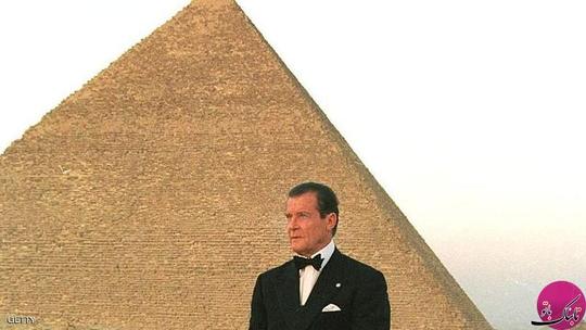 سفر به مصر و دیدن از اهرام در سال ۱۹۹۹ میلادی