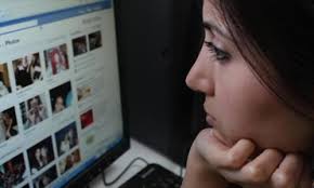 رابطه فیس‌بوک و نشانه‌های افسردگی