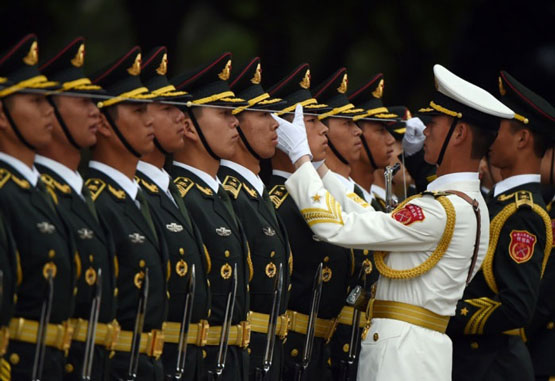 عکس: مدل چیدن گارد احترام ارتش چین
