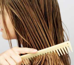 روش های انتخاب بهترین شانه و برس مو برای موهایمان