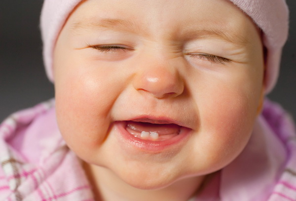 باورهای نادرست افراد درباره دندان‌های شیری کودکان
