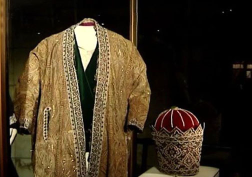 عکس: کلاه عباس میرزا در موزه