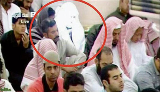 آیا این مرد نورانی واقعا در مسجد النبی بود؟+عکس