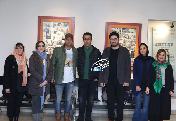 حضور علی کریمی در اکران «عرق‌سرد» +عکس