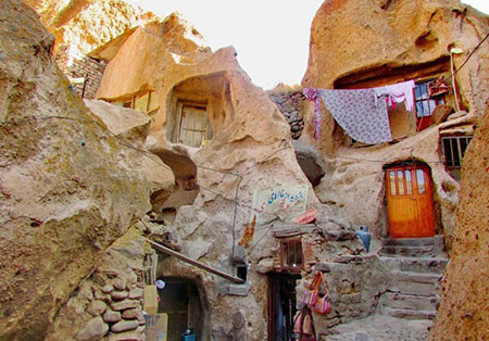 تصاویری از زیباترین خانه های صخره ای جهان