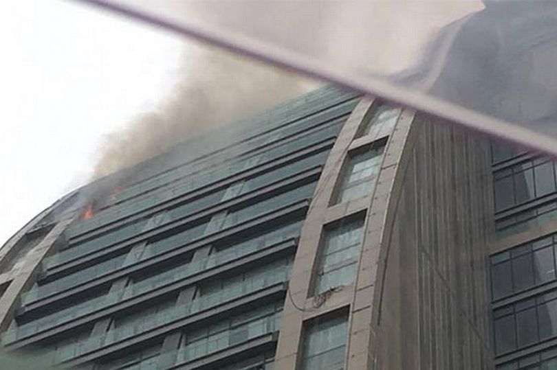 برج‌ ترامپ در باکو آتش گرفت +عکس