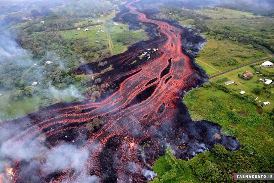 فوران سنگ های قیمتی از آتشفشان هاوایی