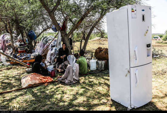 پناه بردن مردم به منطقه بروایه و صحرا‌های اطراف +عکس