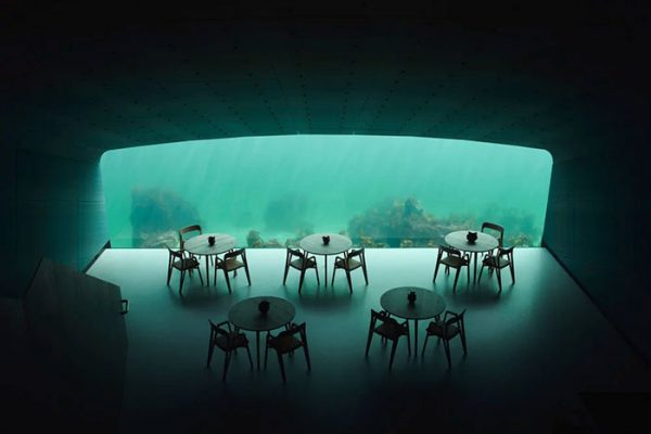 رستوران زیردریایی نروژ رونمایی شده – منظره‌ای شبیه فیلم‌های تخیلی