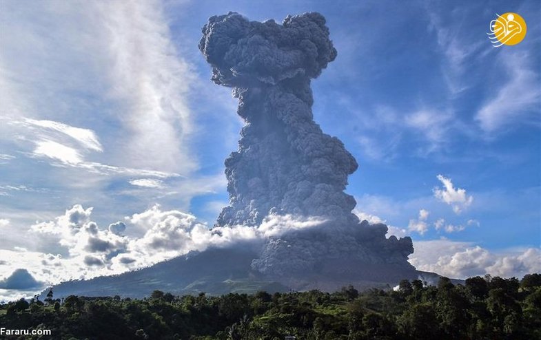 فوران آتشفشان جزیره سوماترای اندونزی +عکس