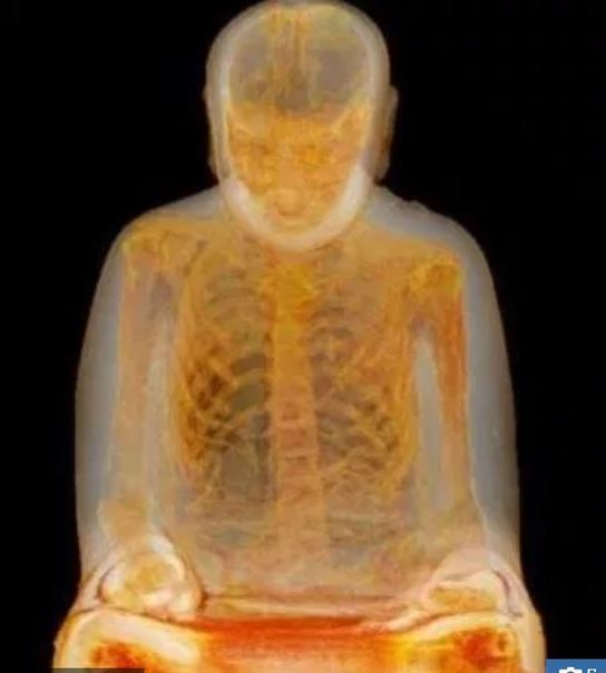 مجسمه هزار ساله بودایی یک راهب است!؟ +تصاویر
