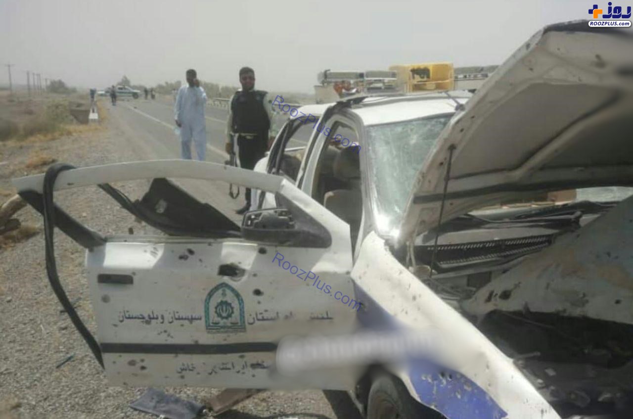 تصویری از حمله تروریستی به خودروی پلیس راه ایرانشهر