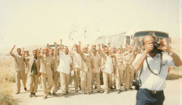 ۲۹ سال قبل، ۲۶ مرداد، بازگشت اُسرا به ایران +عکس
