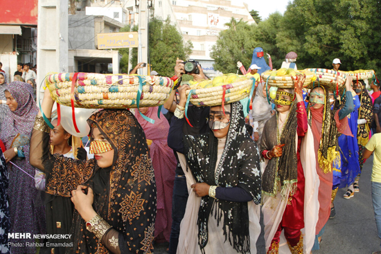 جشنواره شکرگزاری انبه و یاسمین گل در میناب