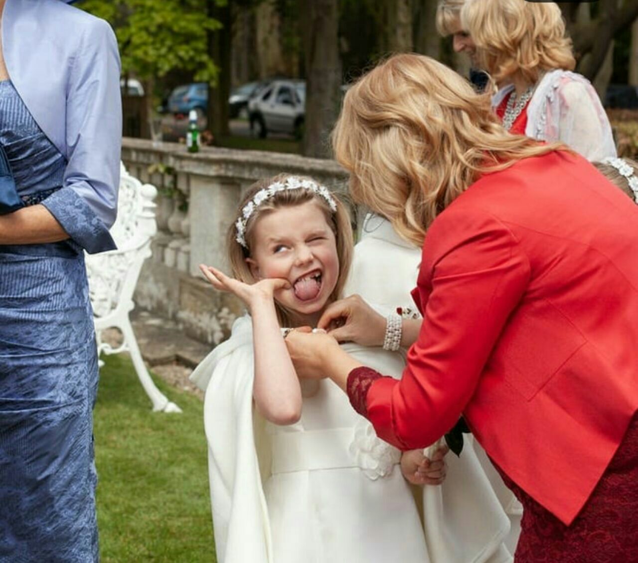 ثبت تصاویر ناگهانی بدون سانسور از عروسی‌ها توسط یک عکاس بریتانیایی