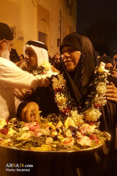 ز‌ن بحرینی پس از اعدام پسرش شیرینی پخش کرد + عکس