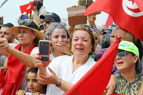از حمله ملخ ها به شهر صنعا تا مراسم تشییع پیکر رییس جمهوری تونس
