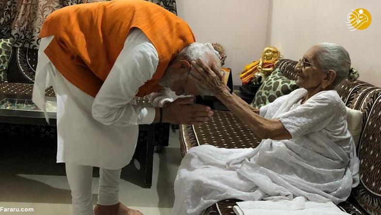 نخست وزیر ۶۹ ساله تولدش را کنار مادرش جشن گرفت +تصاویر