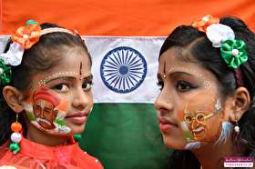 عکس‌های دیدنی از دختران هندی در روز استقلال این کشور
