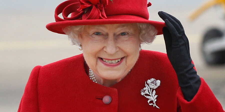 ۶ کار عادی که ملکه بریتانیا هرگز در عمرش انجام نداده