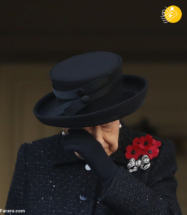 اشک ملکه انگلیس در آمد+عکس