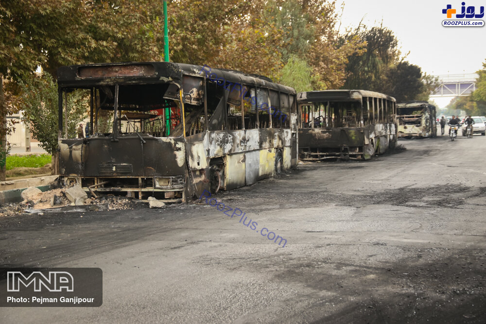آتش زدن اتوبوس ها در نا آرامی های اصفهان +عکس