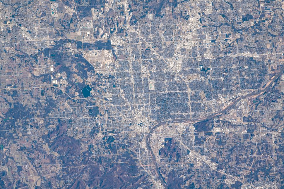 عکس‌های جدید و زیبای زمین که سویچی نوگوچی از ایستگاه فضایی بین‌المللی گرفته است