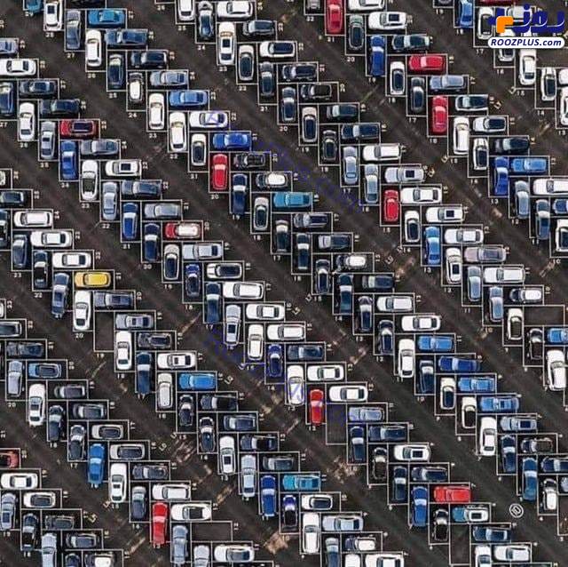 تصویری جالب از یک پارکینگ در فرانکفورت