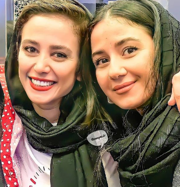 تیپ و چهره الناز حبیبی در کنار خواهرش+عکس