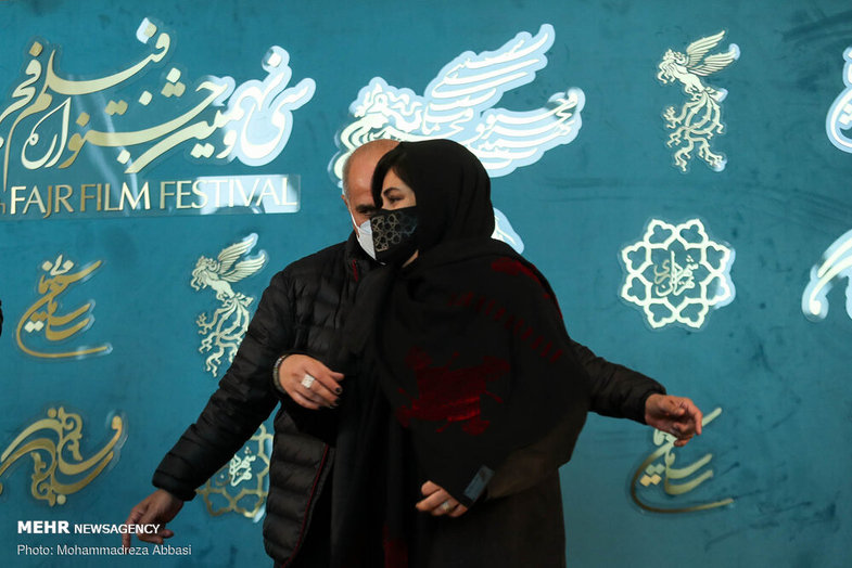 ماسک متفاوت باران کوثری در اولین روز جشنواره فجر +عکس
