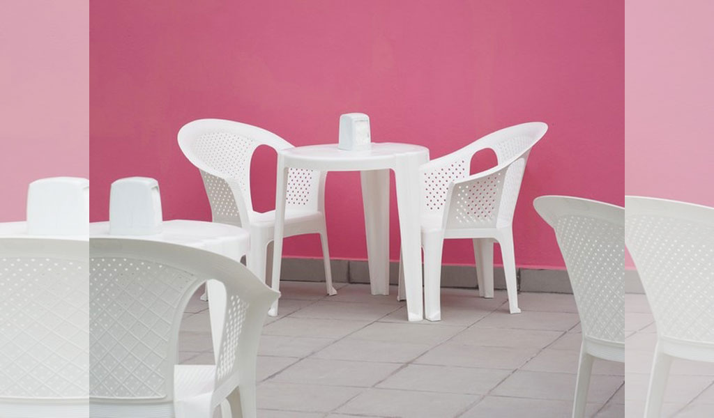 راهنمای انتخاب صندلی های رستورانی پلاستیکی