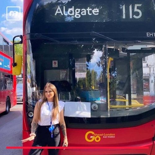 دردسر عجیب برای راننده زنِ اتوبوس در لندن+عکس