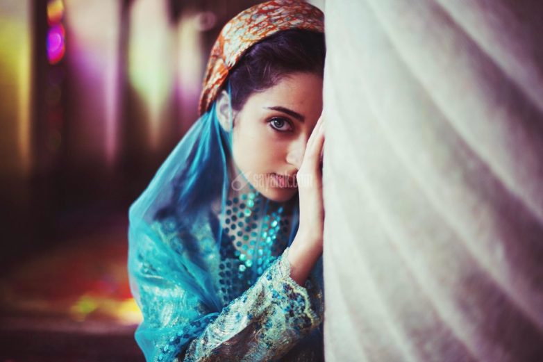 تصاویر دختران با زیبایی طبیعی ، دختر ایرانی شبیه مونیکا بلوچی است