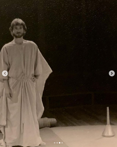 عکس زیرخاکی از آتیلا پسیانی در سال ١٣٥٨