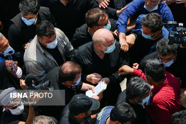 وقتی قالیباف در هیبت «احمدی‌نژاد» ظاهر شد+عکس