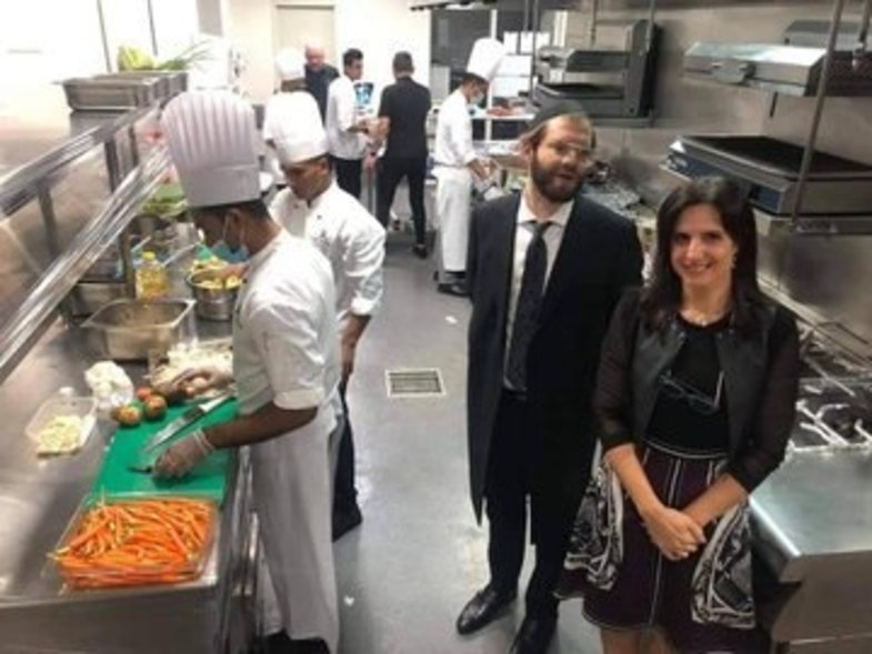 افتتاح اولین رستوران یهودی در ابوظبی +عکس
