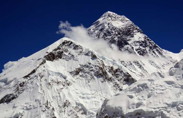 زیباترین و مهیب ترین کوه‌های جهان