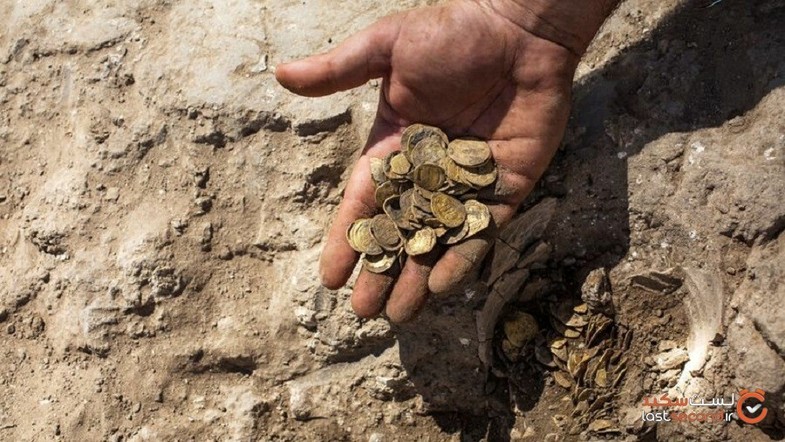 کشف گنجینه سکه طلای ۱۰۰۰ ساله توسط دو نوجوان +تصاویر