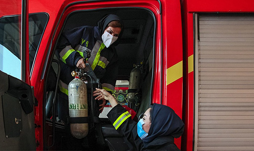 اولین گروه زنان آتش‌نشان در شیراز+عکس