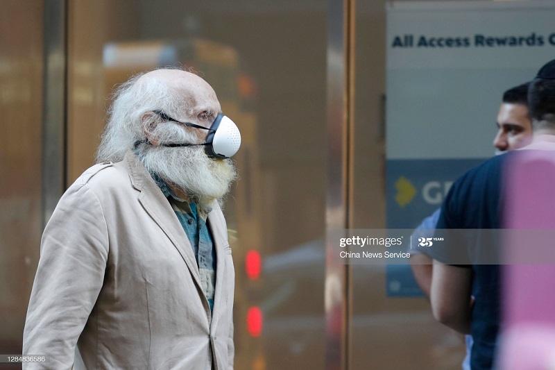 ماسک متفاوت مرد نیویورکی +عکس