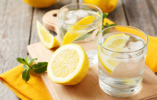 آب و لیمو؛ یک نوشیدنی معجزه آسا