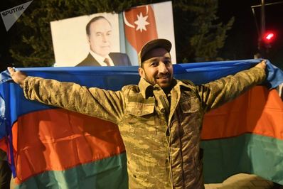 شادی مردم آذربایجانی پس از توافق صلح قره باغ+تصاویر