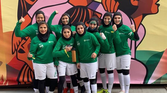رونمایی از لباس‌های لیگ زنان عربستان