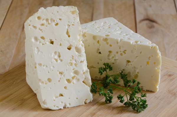 طرز تهیه پنیر با سرکه؛ در کوتاه‌ترین زمان
