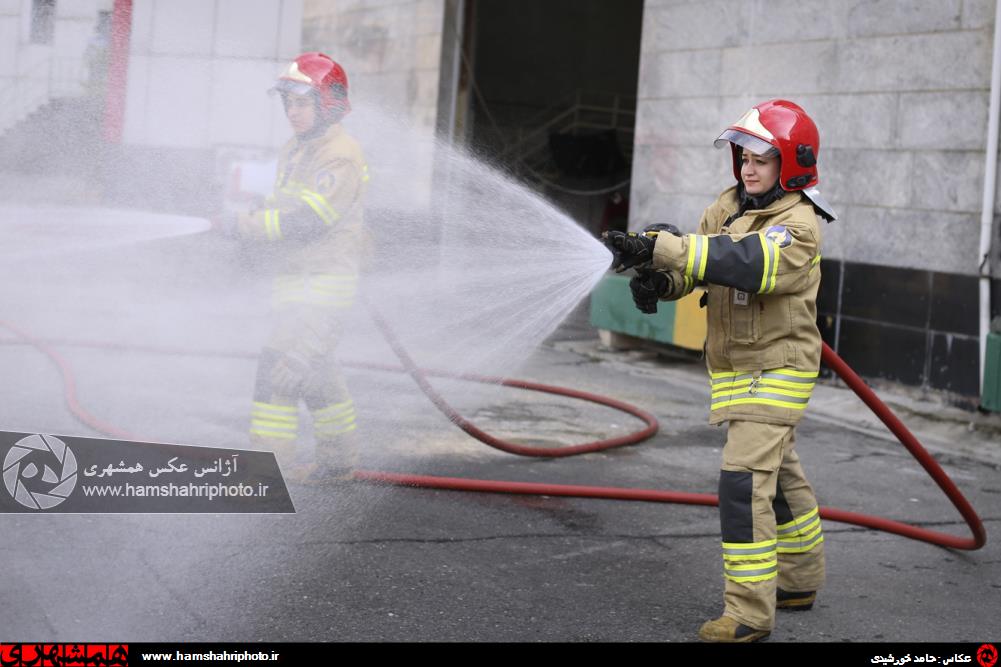 ایستگاه زنان آتش نشان در ایران+ عکس