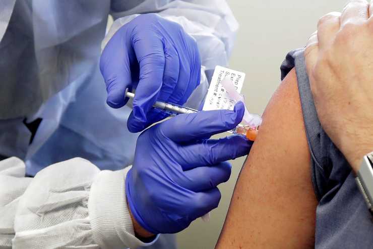 واکسیناسیون کرونا در آمریکا: شاید بیست روز دیگر