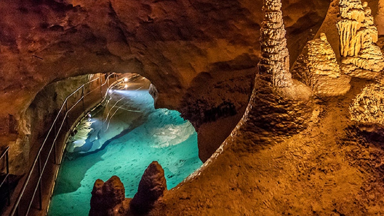 غار‌های بسیار شگفت انگیز در استرالیا + عکس