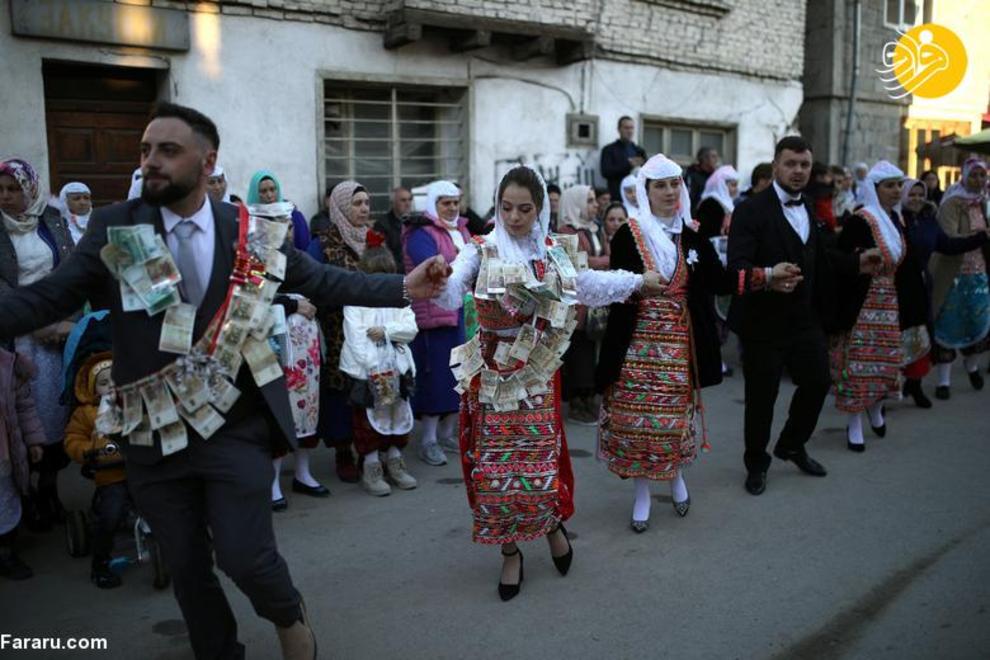 جشن عروسی سنتی زوج مسلمان در بلغارستان
